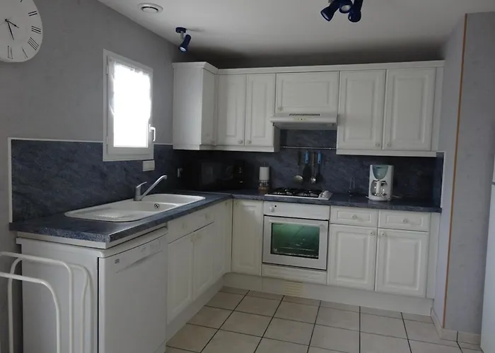 Confortable Spacieuse Proche - Fr-1-476-31 *